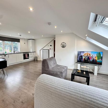Hatton Apartments Heathrow Airport- Free Parking-Free Underground To And From Heathrow Airport Hatton Cross See Picture-See London Fast Hatton Cross To Central London 30Min 外观 照片