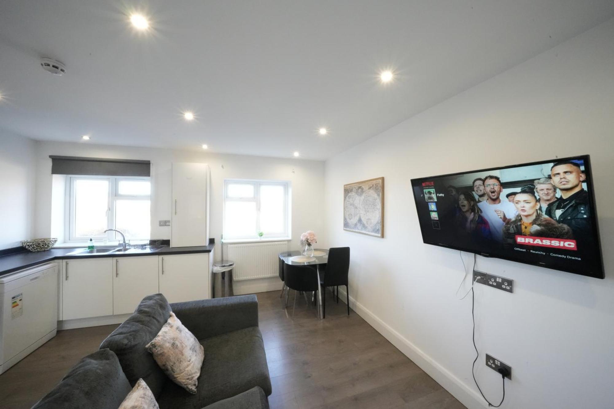 Hatton Apartments Heathrow Airport- Free Parking-Free Underground To And From Heathrow Airport Hatton Cross See Picture-See London Fast Hatton Cross To Central London 30Min 外观 照片